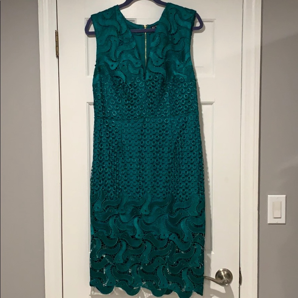 Venus v-neck lace dress